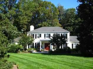 9416 Pamlico Ln, Great Falls, VA 22066