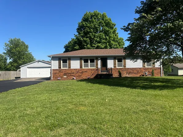 711 Sanderson Dr, Hopkinsville, KY 42240