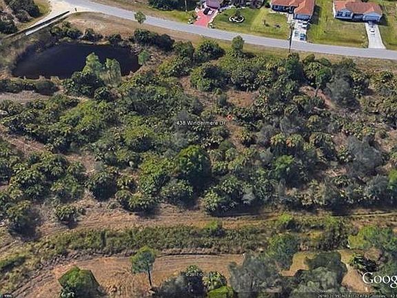 3rd image of 438 Windermere Dr