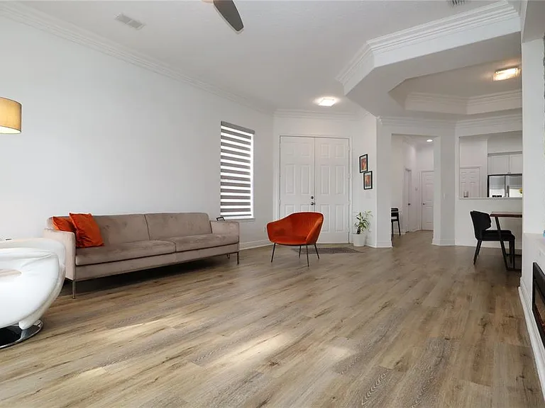 8248 Tivoli Dr — Photo 12