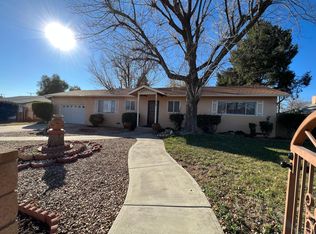 1259 Chestnut Ave, Beaumont, CA 92223