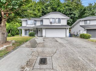 3047 Crossley Dr, Abbotsford, BC V2T5G7