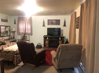 11 Chateau Rd APT 6, Carbondale, IL 62901