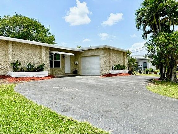 3rd image of 8590 NW 24th Pl