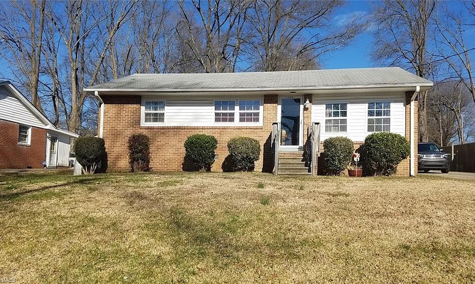 1st image of 1509 Guest St