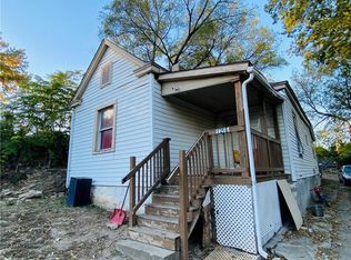 1216 Bunker Ave, Kansas City, KS 66102