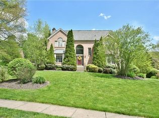 2511 Forest Brook Dr, Pittsburgh, PA