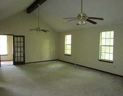 3rd image of 67466 Hiern Dr
