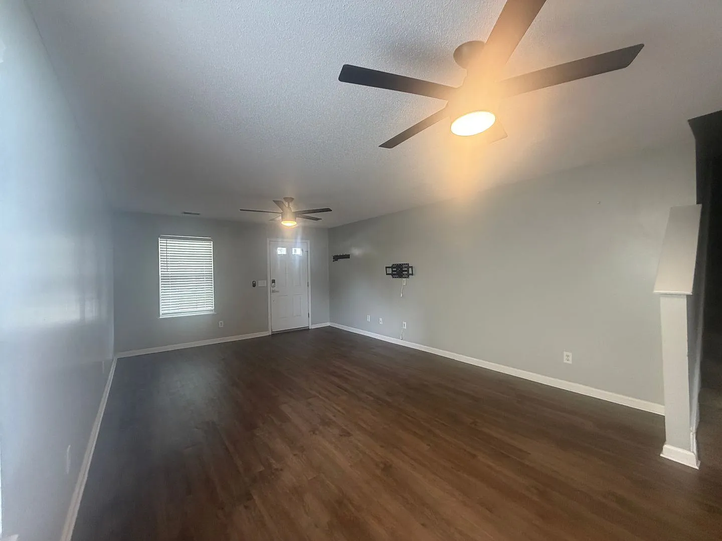 1755 Polaris Drive — Photo 3
