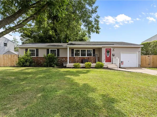 3013 Bowling Green Dr, Virginia Beach, VA 23452