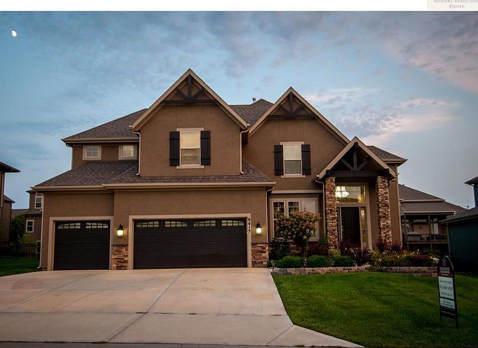 North Facing Lancaster III Model - Ready To Move In!