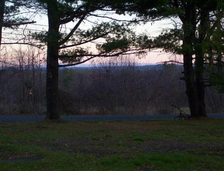 3rd image of 369 MAPLE Avenue