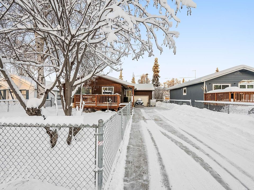 1st image of 336 Haines Ave