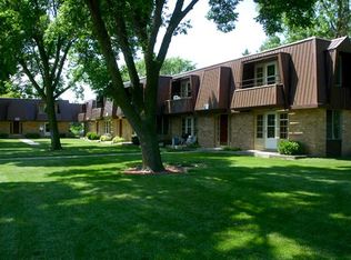 1641 Elmwood Ave APT 3, Oshkosh, WI 54901