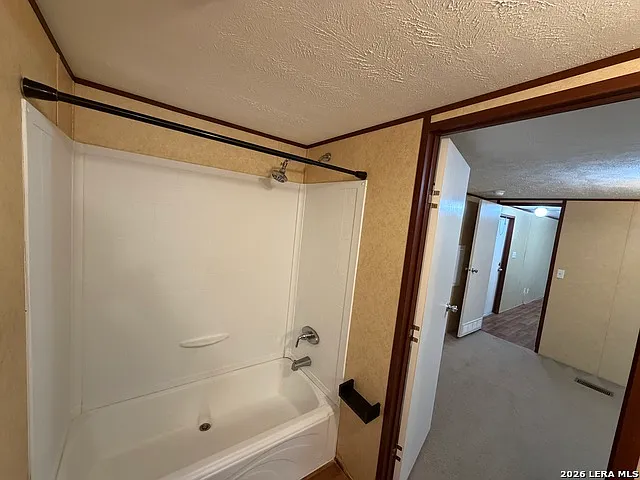 4423 E Houston St — Photo 12
