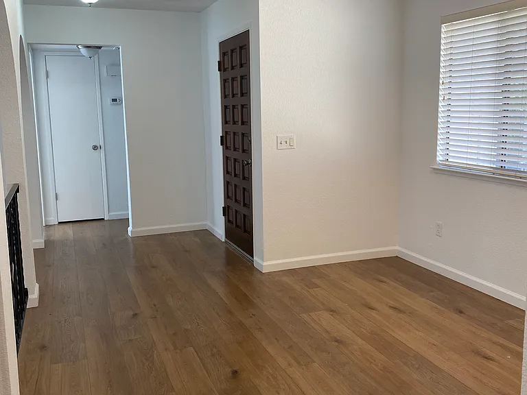 143 La Mancha Dr — Photo 11
