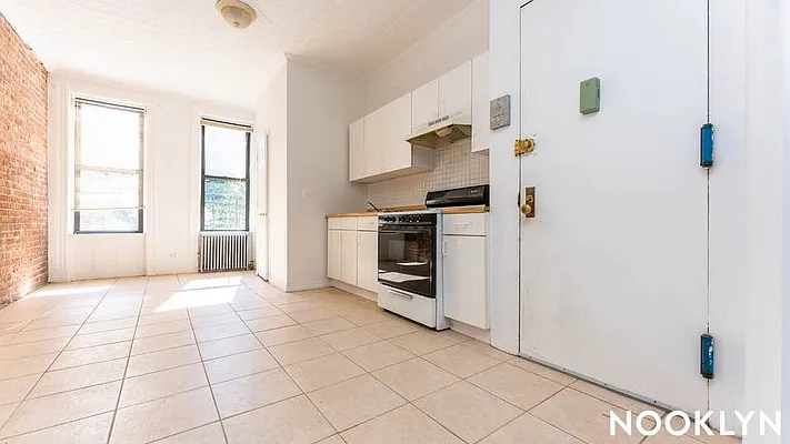 Rented by Nooklyn NYC LLC | media 21