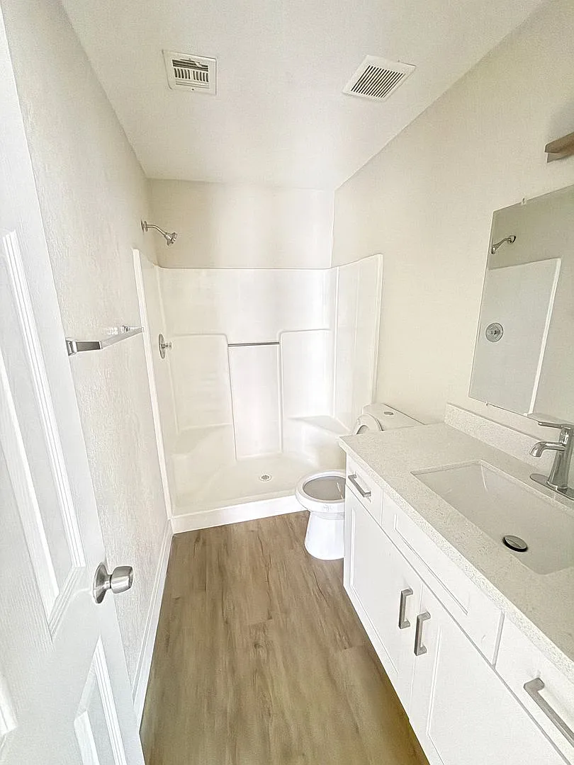Updated Central Phoenix Townhome Oasis 3 Bed, 2 Bath, Gated with Pool! — Photo 4