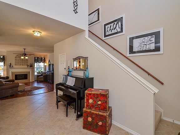 4th image of 4507 Red Lake Ln