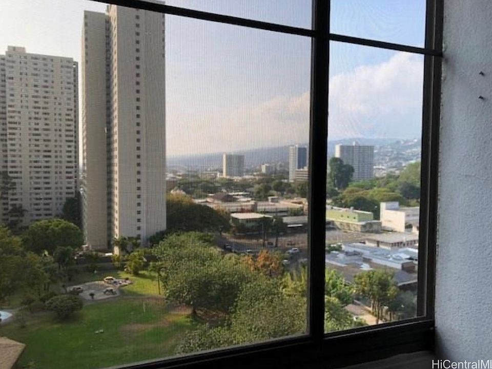 1st image of 55 S Kukui St APT D1013