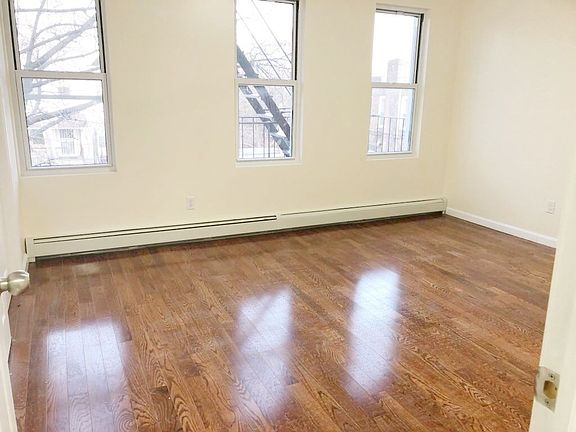2nd image of 2077 E 28th St APT 1