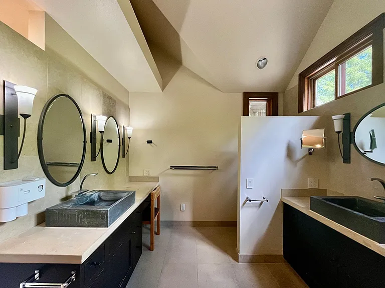 1130 Lancaster Way SE — Photo 23