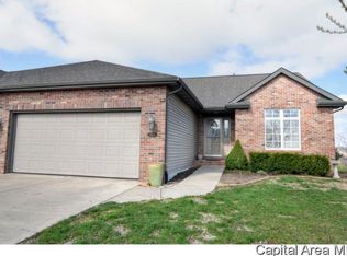 2701 Richardson Dr, Springfield, IL 62711