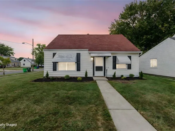 755 E 266th St, Euclid, OH 44132