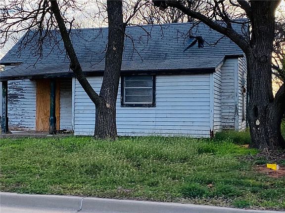 2nd image of 912 N Washington Ave