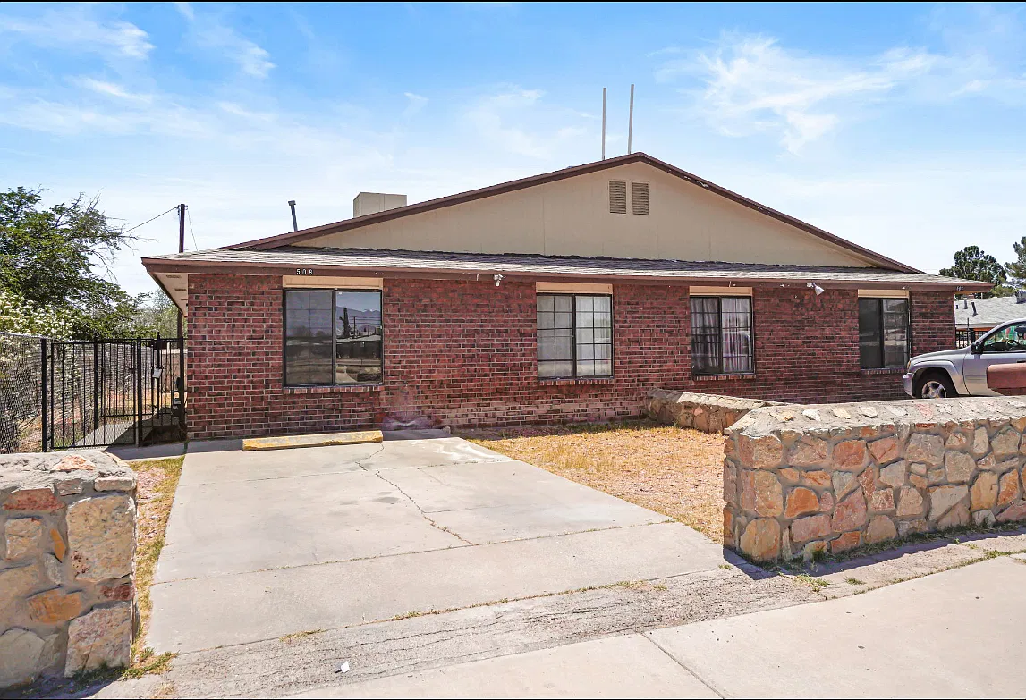 508 Chula Vista St — Photo 1