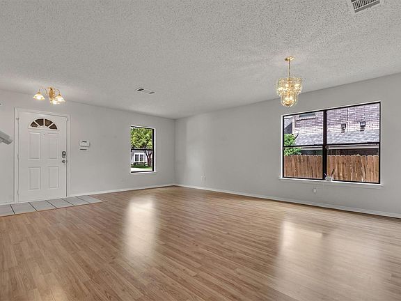 5th image of 8007 Bramble Bush Dr