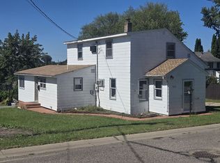 511 2nd St, Holdingford, MN 56340