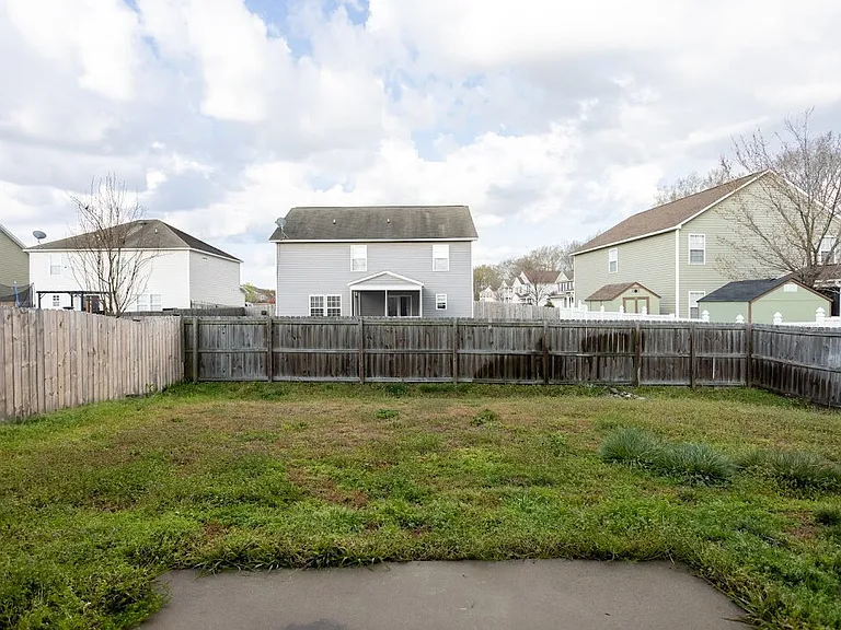 1824 Polaris Dr — Photo 2
