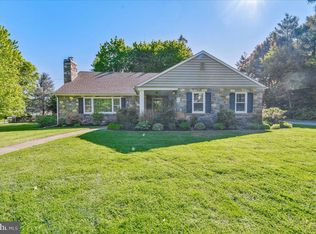 467 Eaton Rd, Drexel Hill, PA 19026