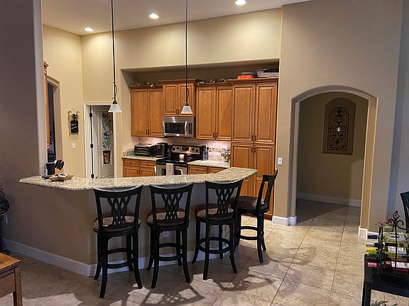 3rd image of 24213 Milford Dr