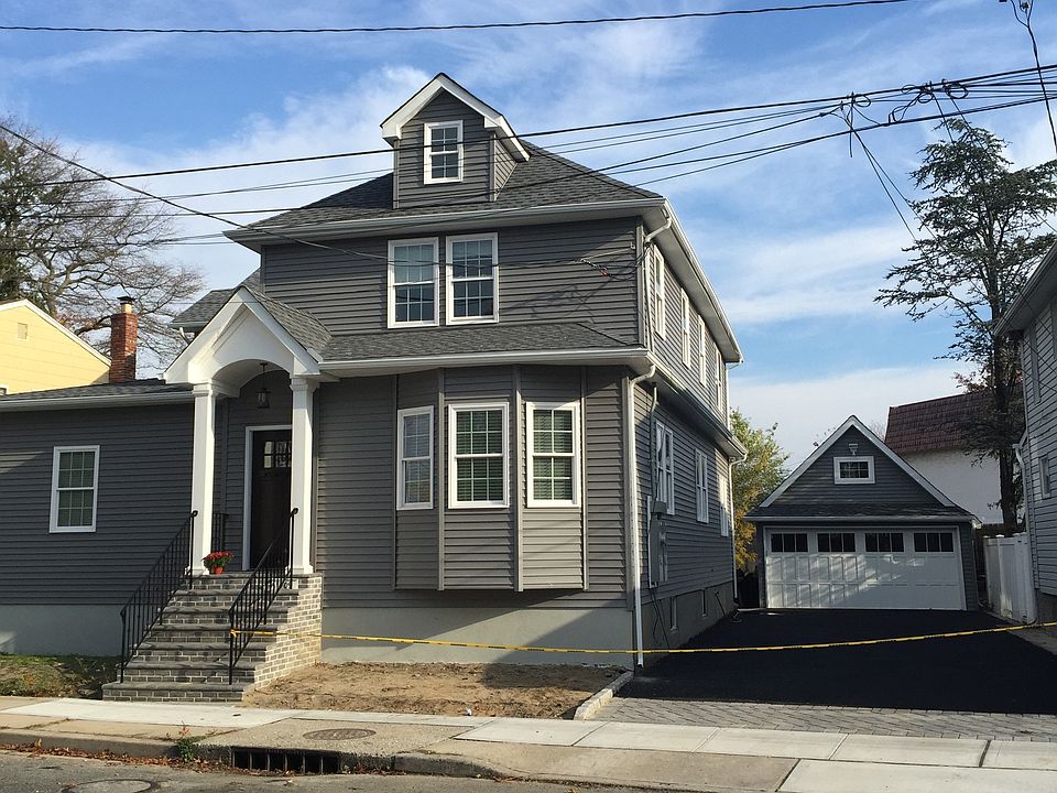1st image of 3409 Lawrence Ave