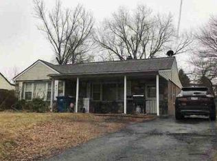 711 W County Line Rd, Hatboro, PA 19040