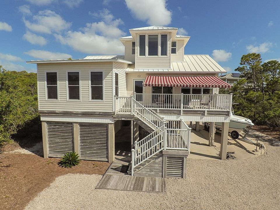 1st image of 809 W Gulf Beach Dr