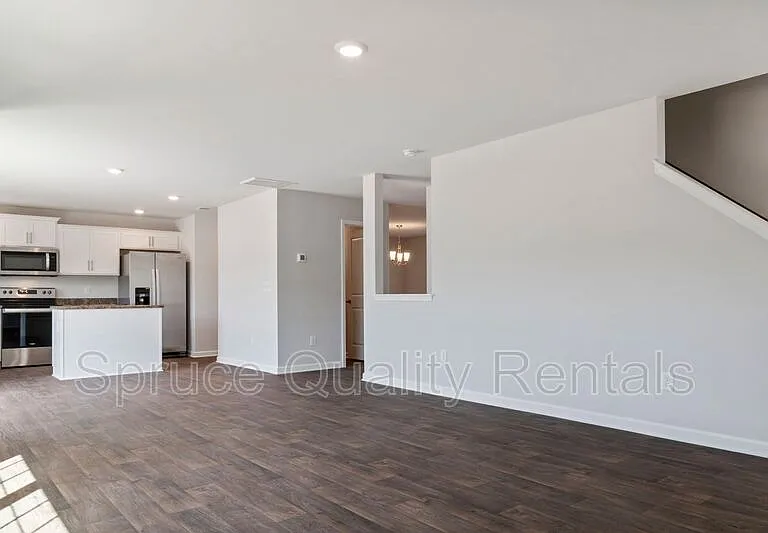 112 Saddlehorse Ln — Photo 11