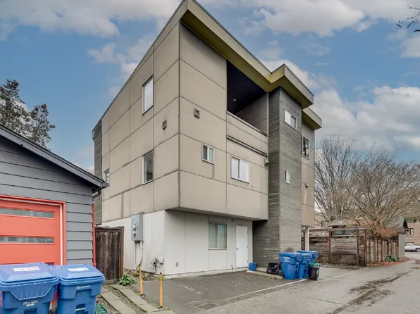 2421 NW 61st St, Seattle, WA 98107