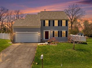 486 Calvert Cir, Bunker Hill, WV 25413