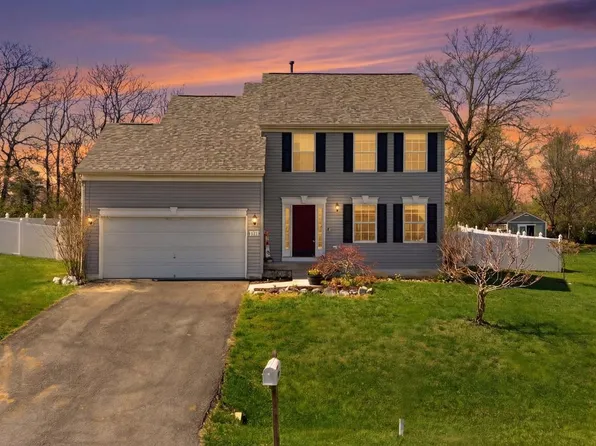 486 Calvert Cir, Bunker Hill, WV 25413