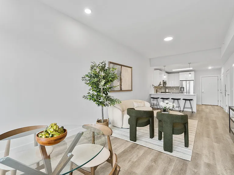 313 Pine St — Photo 6
