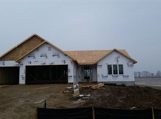 1637 Brentwood Dr, Byron, IL 61010