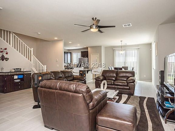 3rd image of 8534 Genesee Ct
