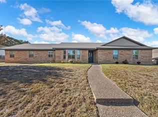 10013 Sandalwood Dr, Woodway, TX 76712