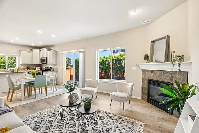 3 bed, 3.0 bath, 1771 sqft, $3,600 — Photo 3