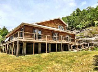 647 Valley View Rd, Eureka Springs, AR 72631