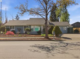 302 67th St, Springfield, OR 97478