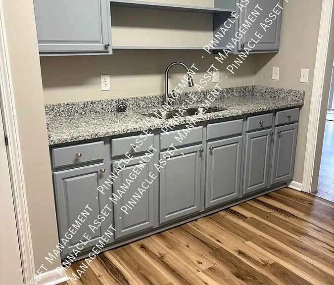 208 Valley View Ave #3 — Photo 18